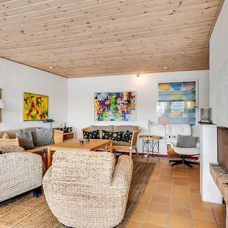 Flot Hus Med Stratag Taet Pa Vesterhavet Sj117 *